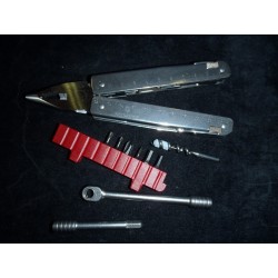 Alicate Multiusos Victorinox Swisstool Plus con Carraca y Funda de Nylon